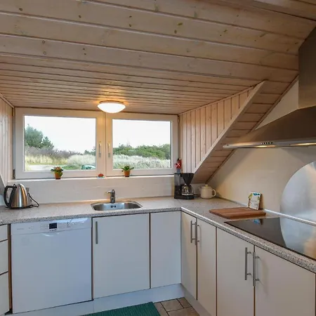 Feriehus Four-bedroom Holiday In *